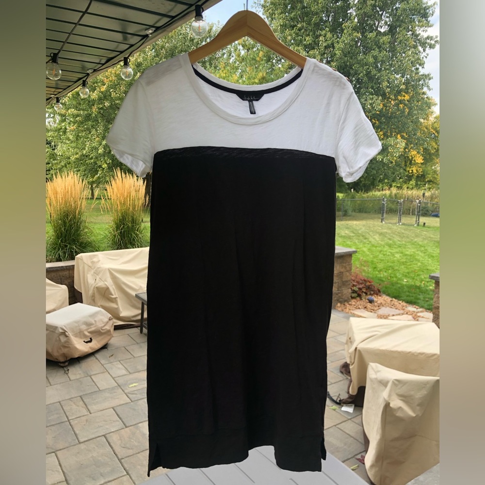 Nicole Miller ~ T-Shirt Dress ~ Small